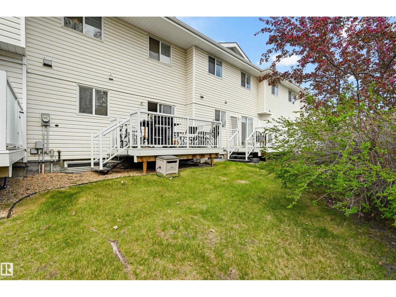 #11 3380 28A AV NW NW — photo 3