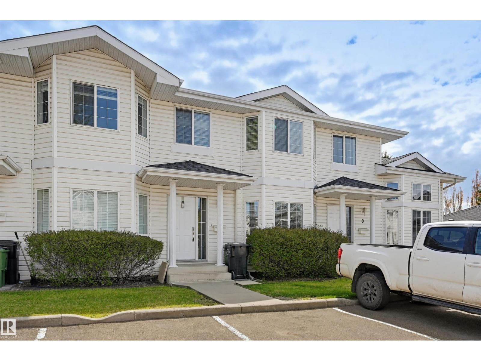 #11 3380 28A AV NW NW