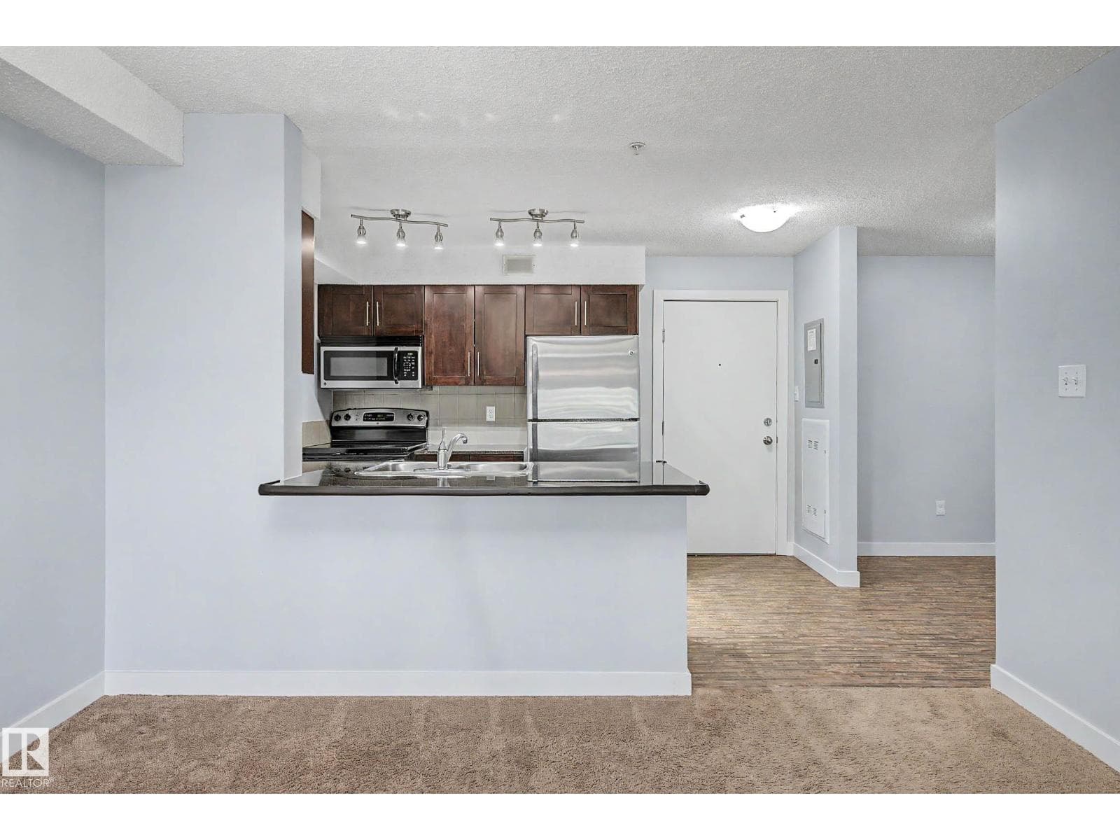 #108 11812 22 AV SW — photo 5