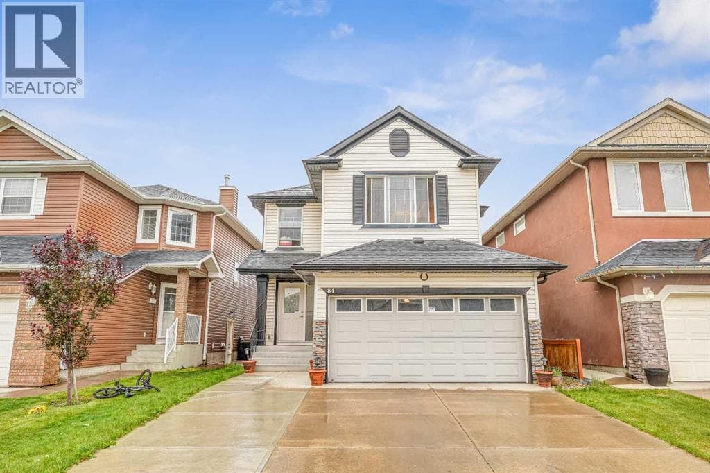 84 Saddletree Close NE — photo 2