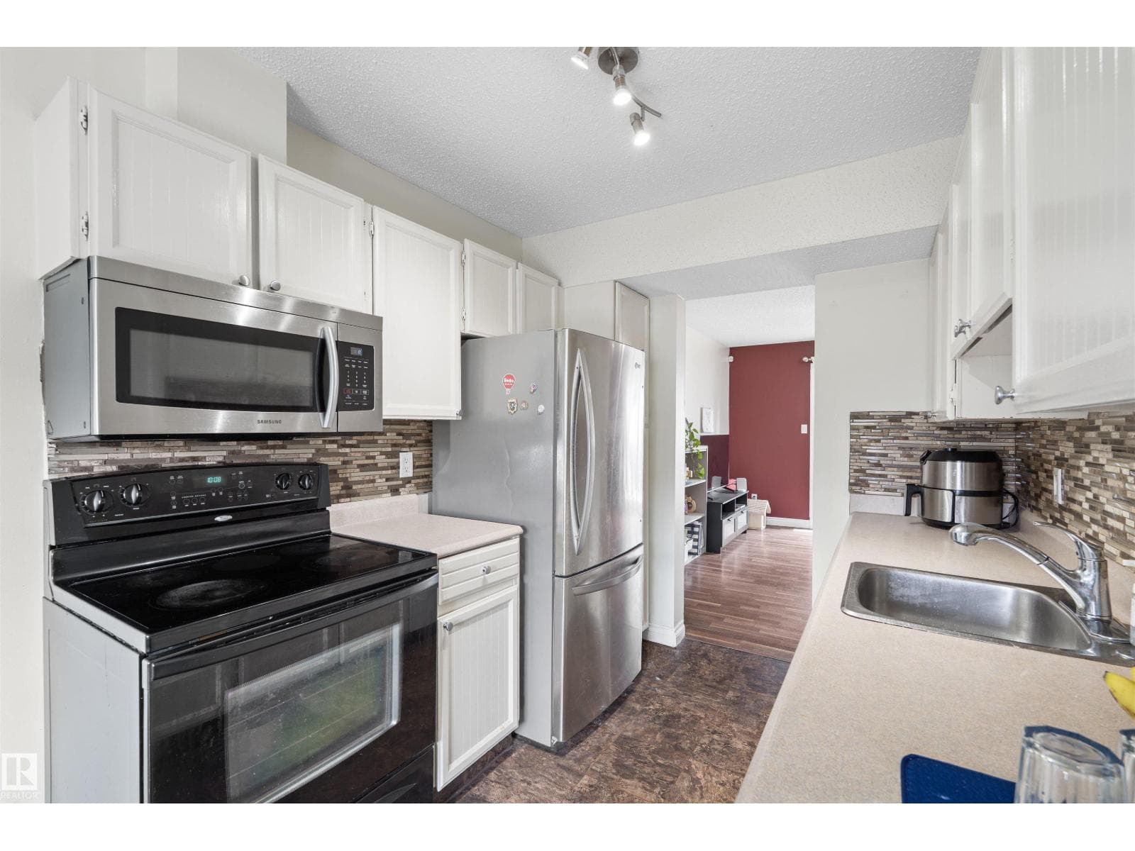 173 TUDOR LN NW — photo 5