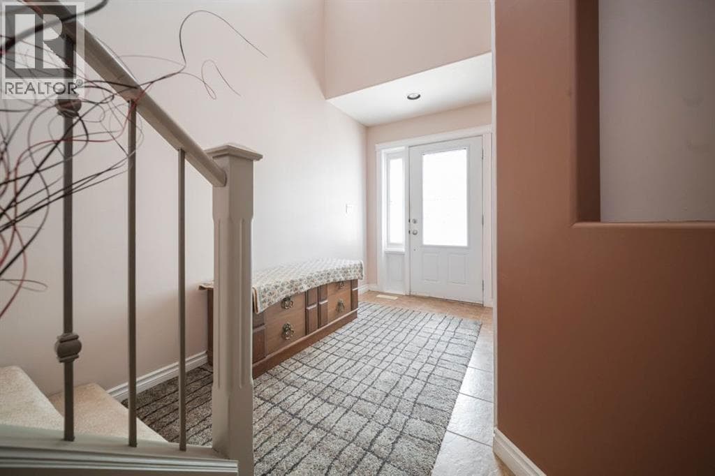 193 Fisher Crescent — photo 4