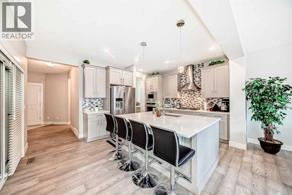 477 Legacy Boulevard SE — photo 3