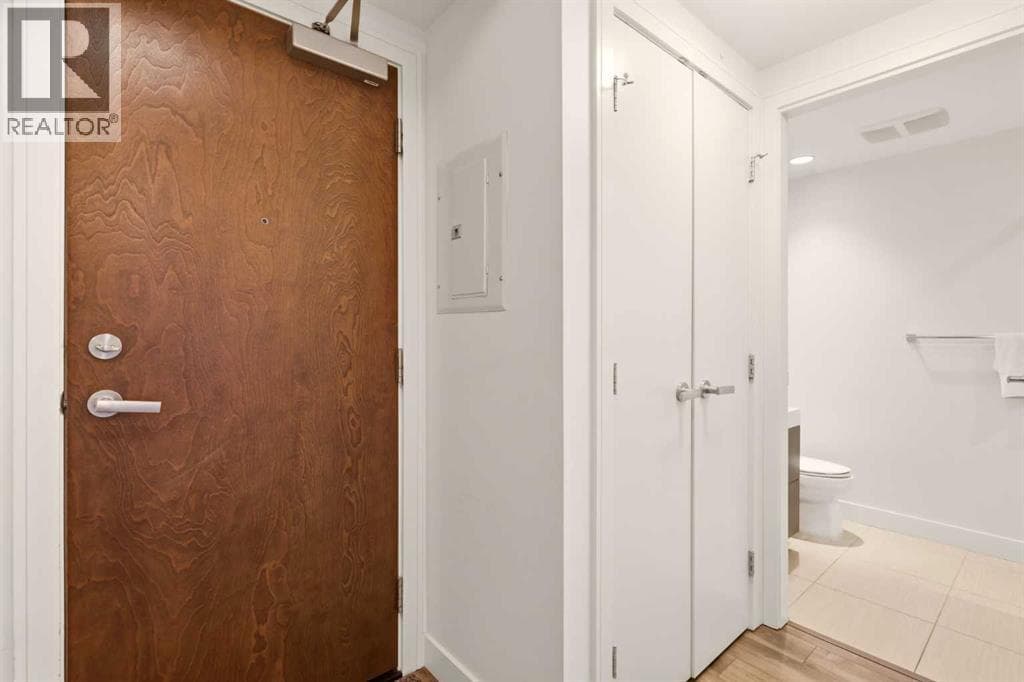 544, 222 Riverfront Avenue SW — photo 2