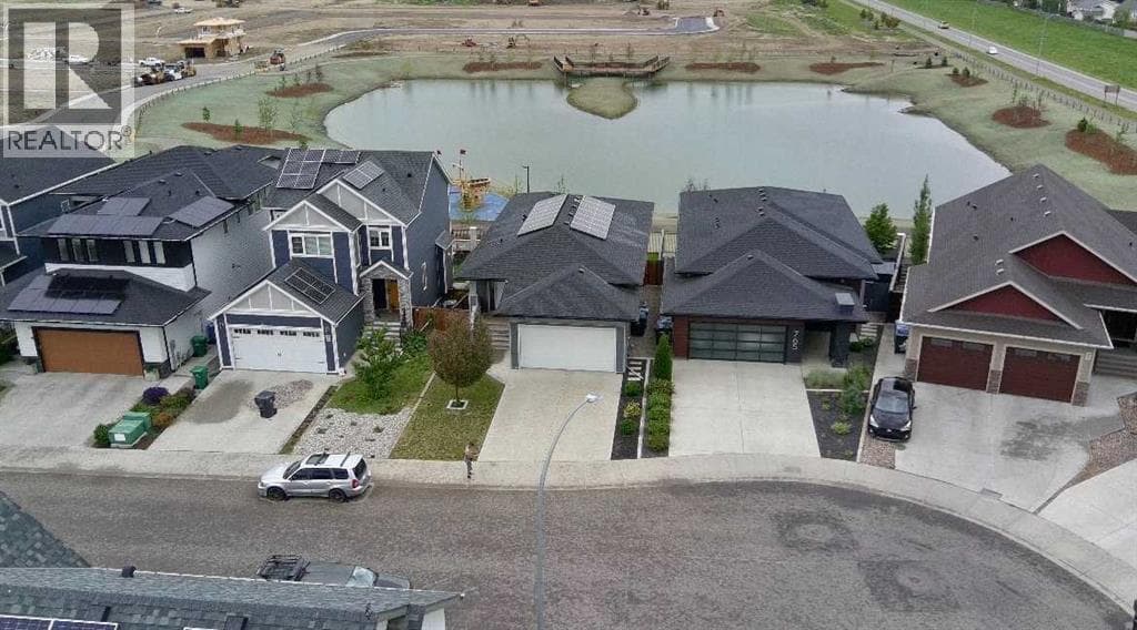 761 Atlantic Cove W — photo 2