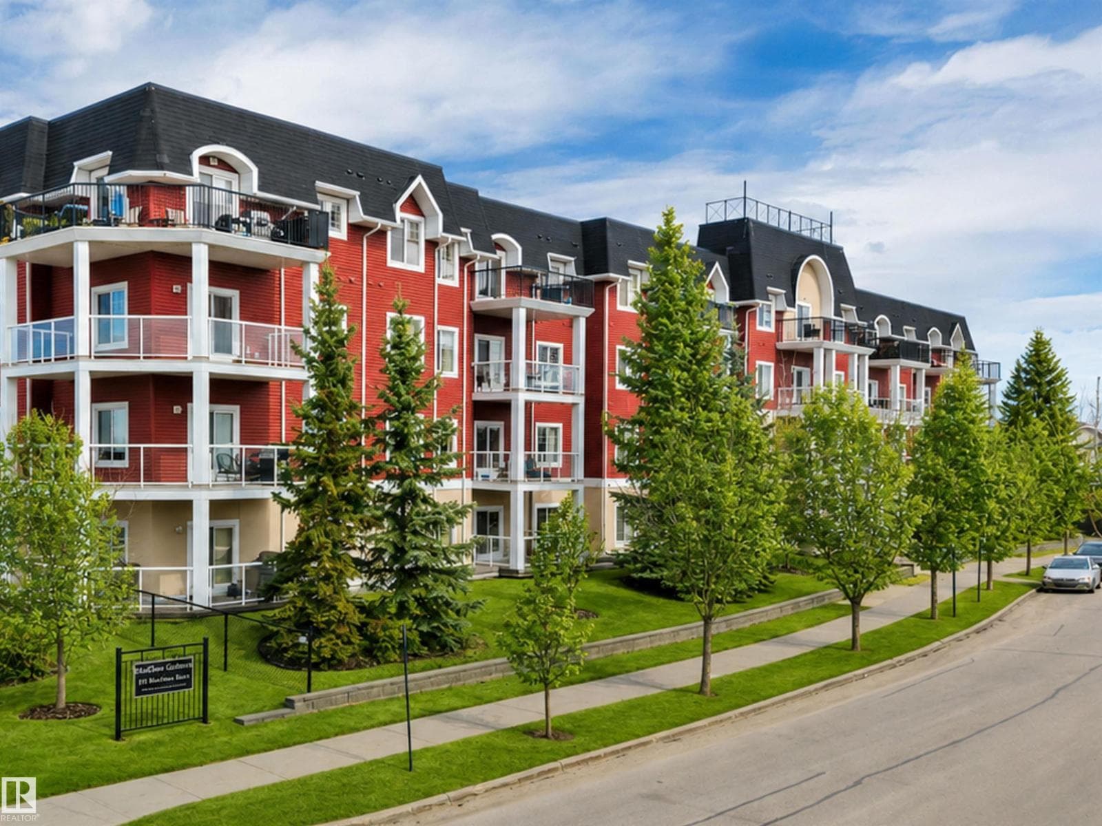 #326 226 MACEWAN RD SW