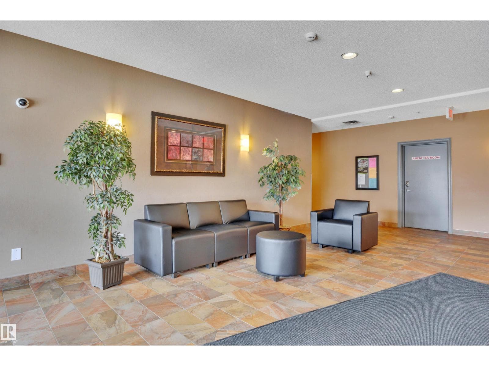 #326 226 MACEWAN RD SW — photo 3