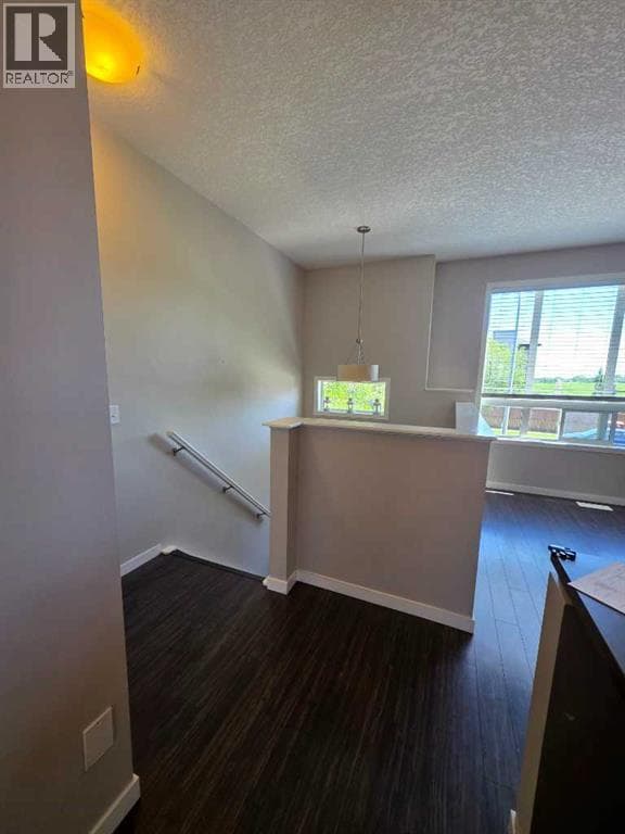 656 Copperpond Boulevard SE — photo 5