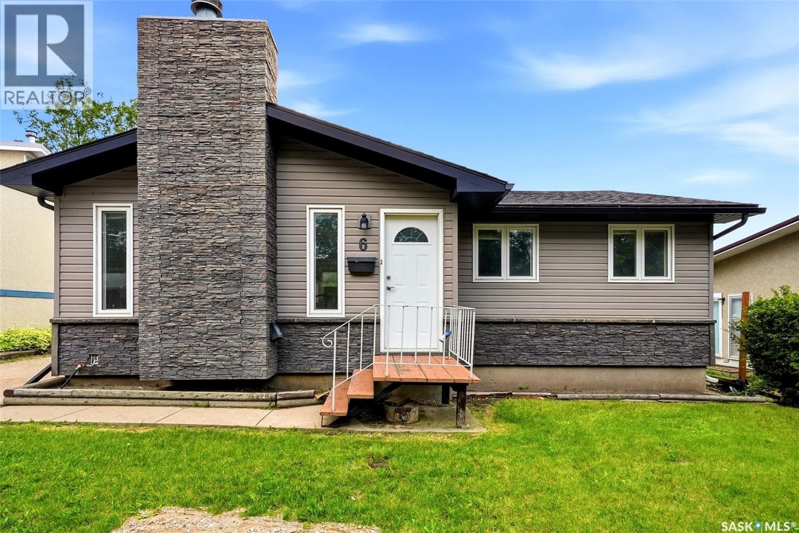 6 Osborne CRESCENT