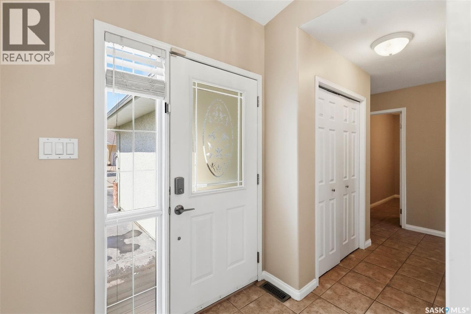246 Brookmore LANE — photo 4