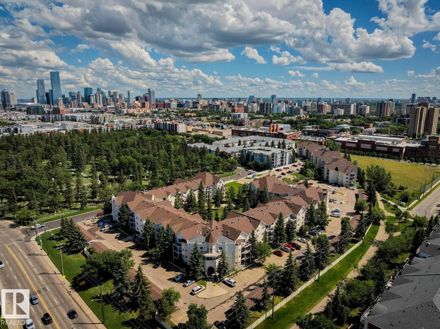 #239 10636 120 ST NW