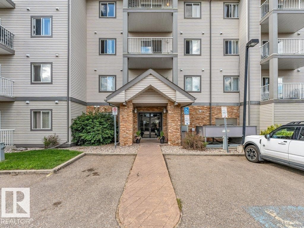#233 3425 19 ST NW