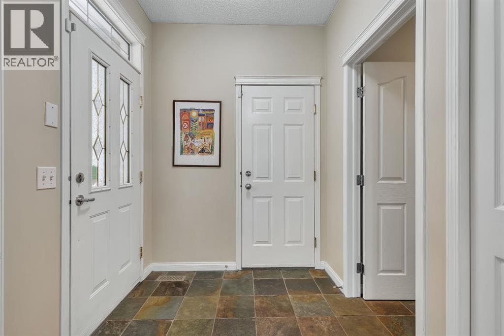 6 Discovery Heights SW — photo 4
