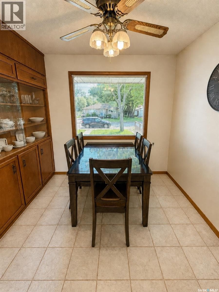 4266 Price AVENUE — photo 5