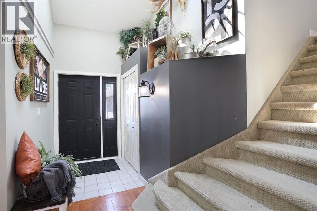 75 Parkland Close E — photo 5