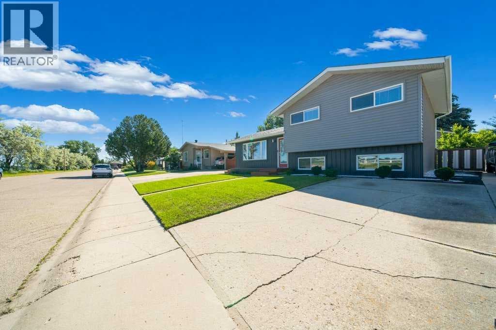 91 Markwick Drive SE — photo 4