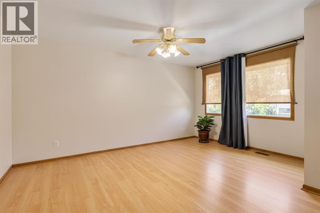 2024 43 Street SE — photo 5