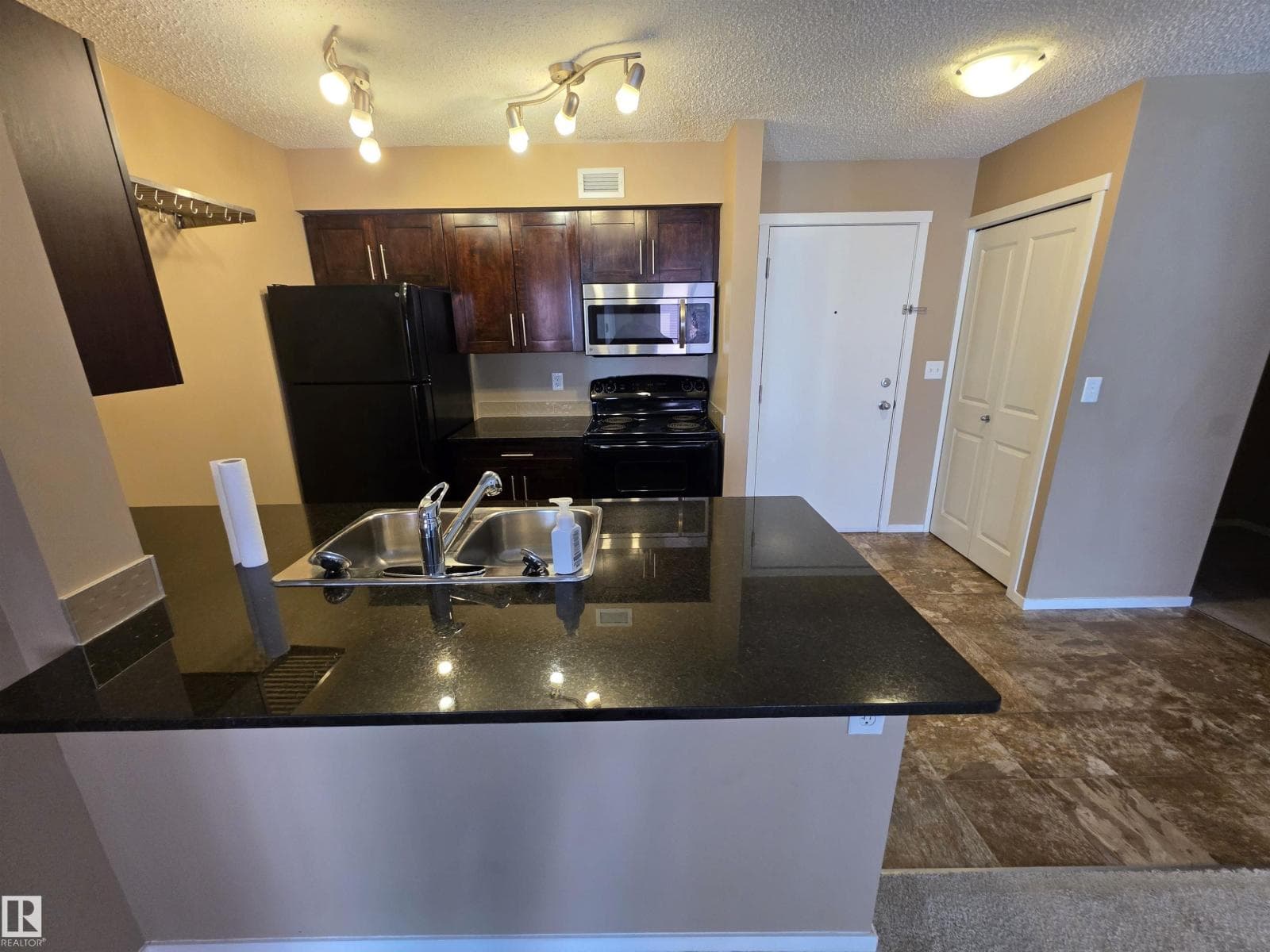 #319 5816 MULLEN PL NW — photo 5