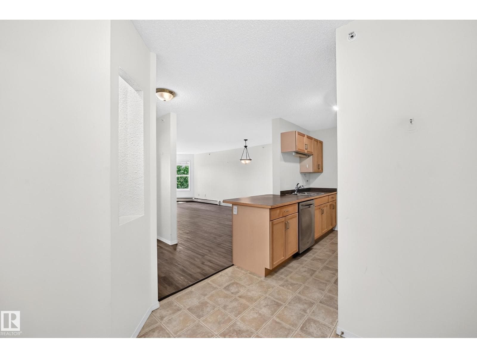 #419 100 FOXHAVEN DR — photo 3