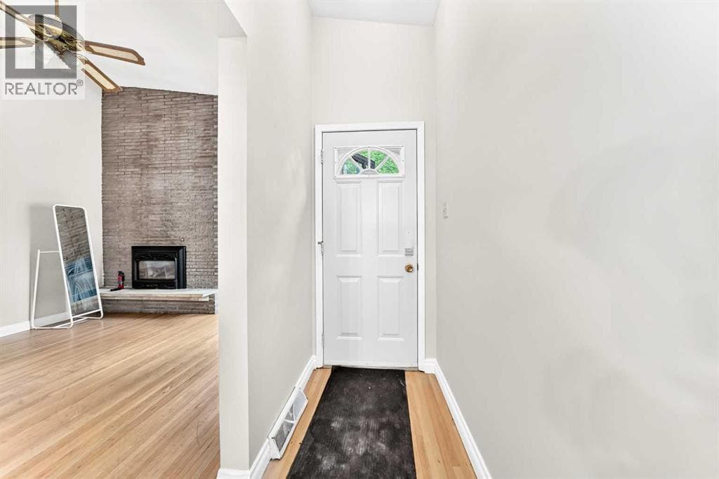 2912 Brentwood Boulevard NW — photo 3
