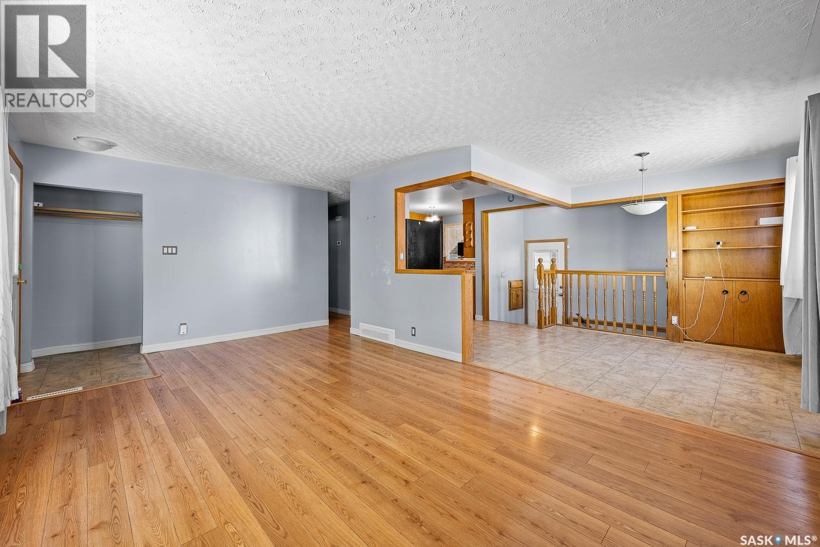 621 20TH AVENUE E — photo 5
