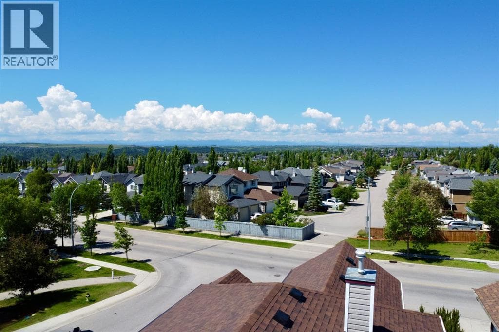 86 Tuscany Ravine Road NW