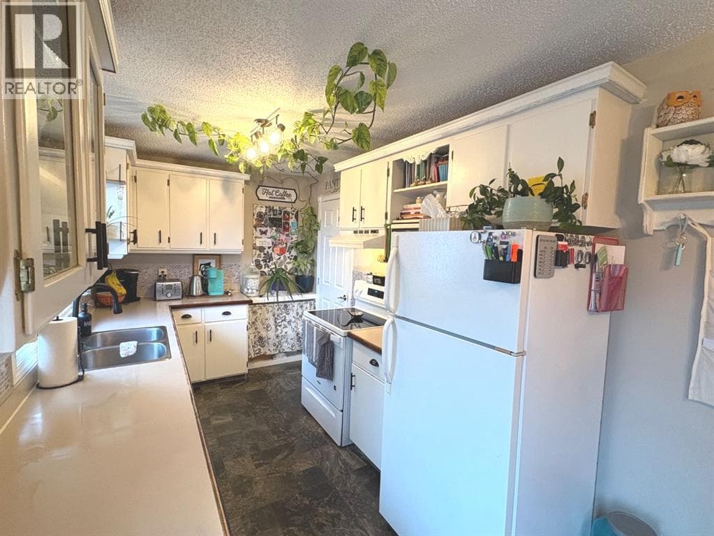 25 Centennial Crescent — photo 4