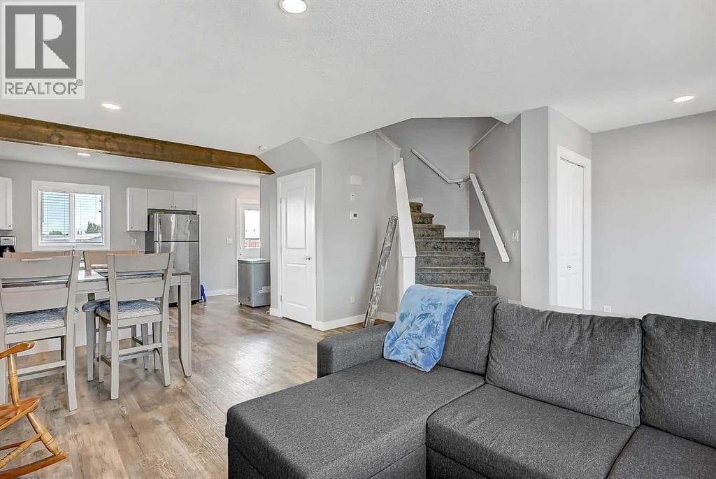 9519D 112 Avenue — photo 4