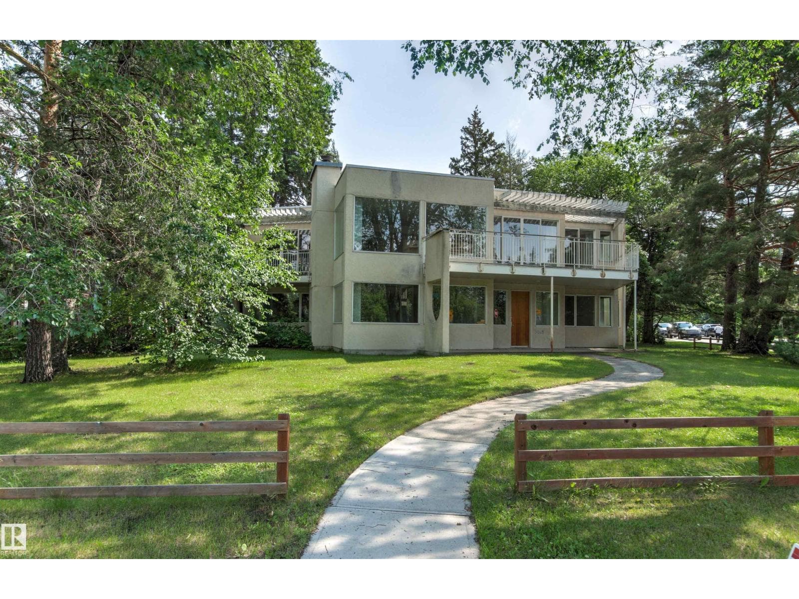 7415 SASKATCHEWAN DR NW — photo 4