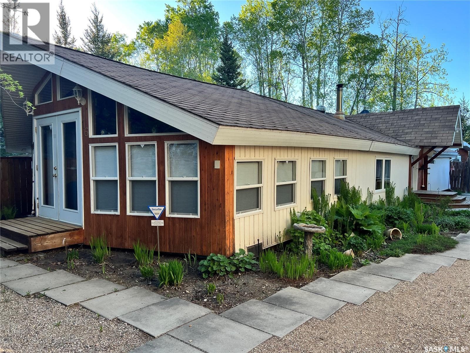 214 Richard DRIVE