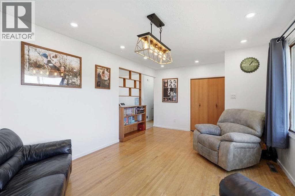 22 Fir Street — photo 3
