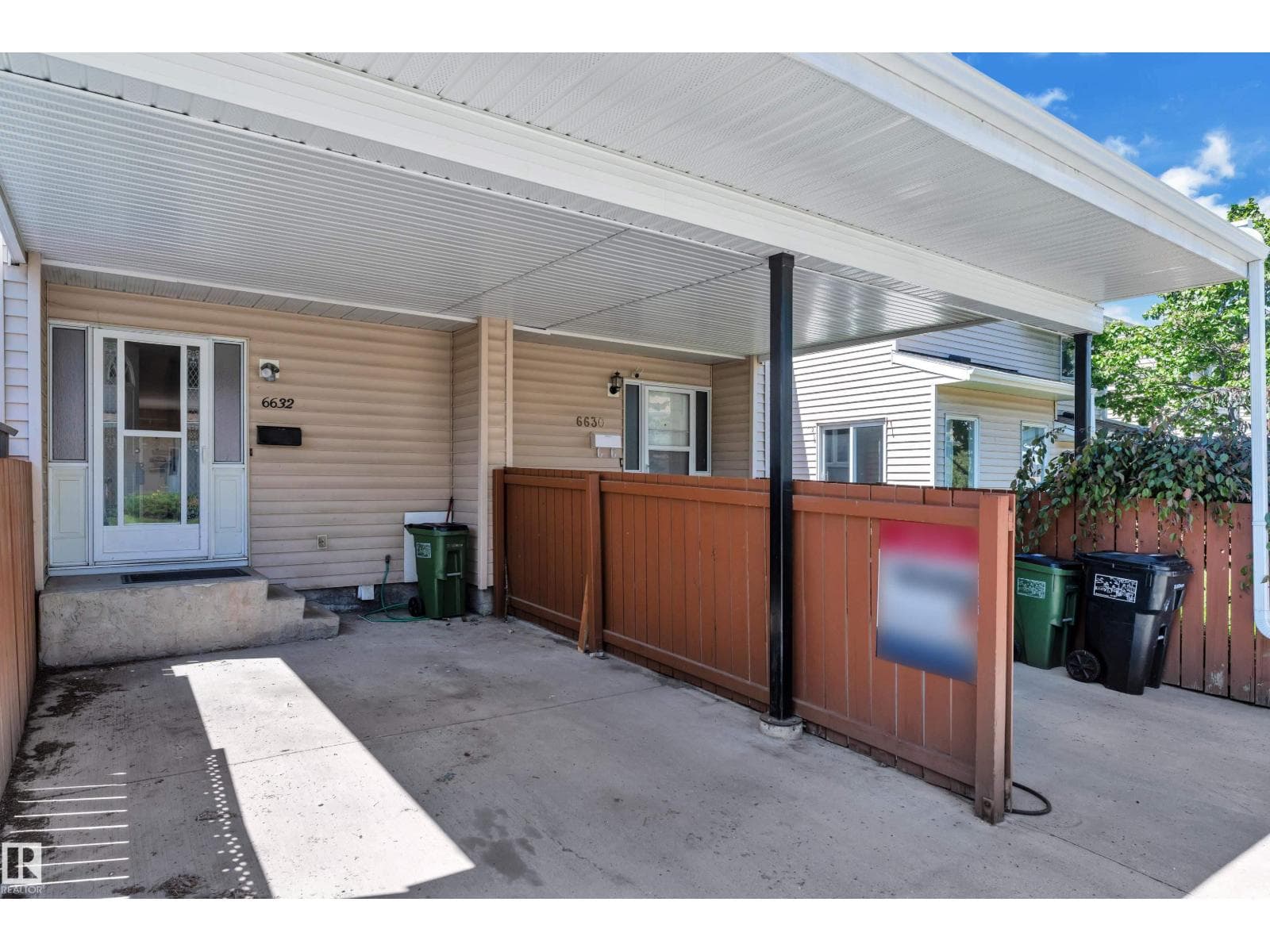 6632 36A AV NW — photo 2