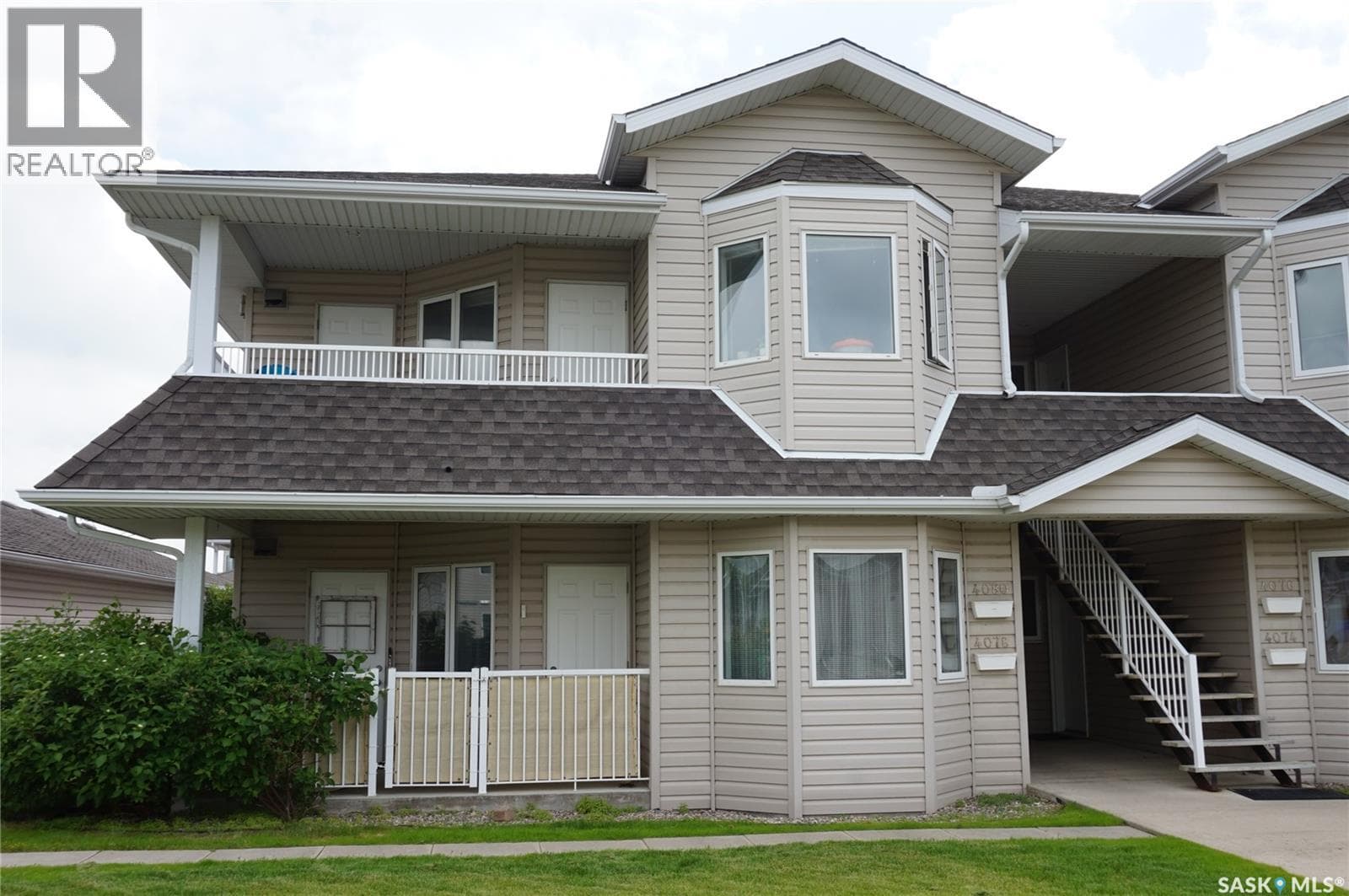 4080 Buckingham DRIVE E — photo 2