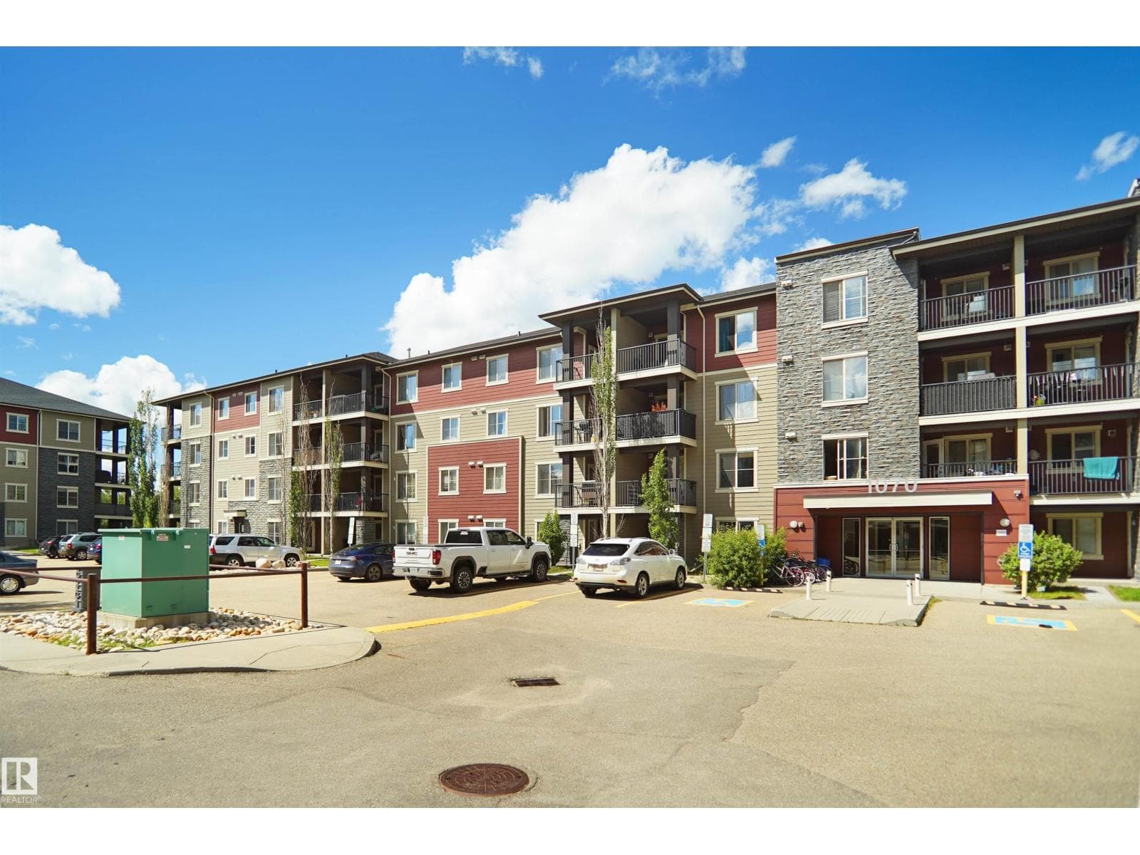 #215 1070 MCCONACHIE BLVD NW — photo 2