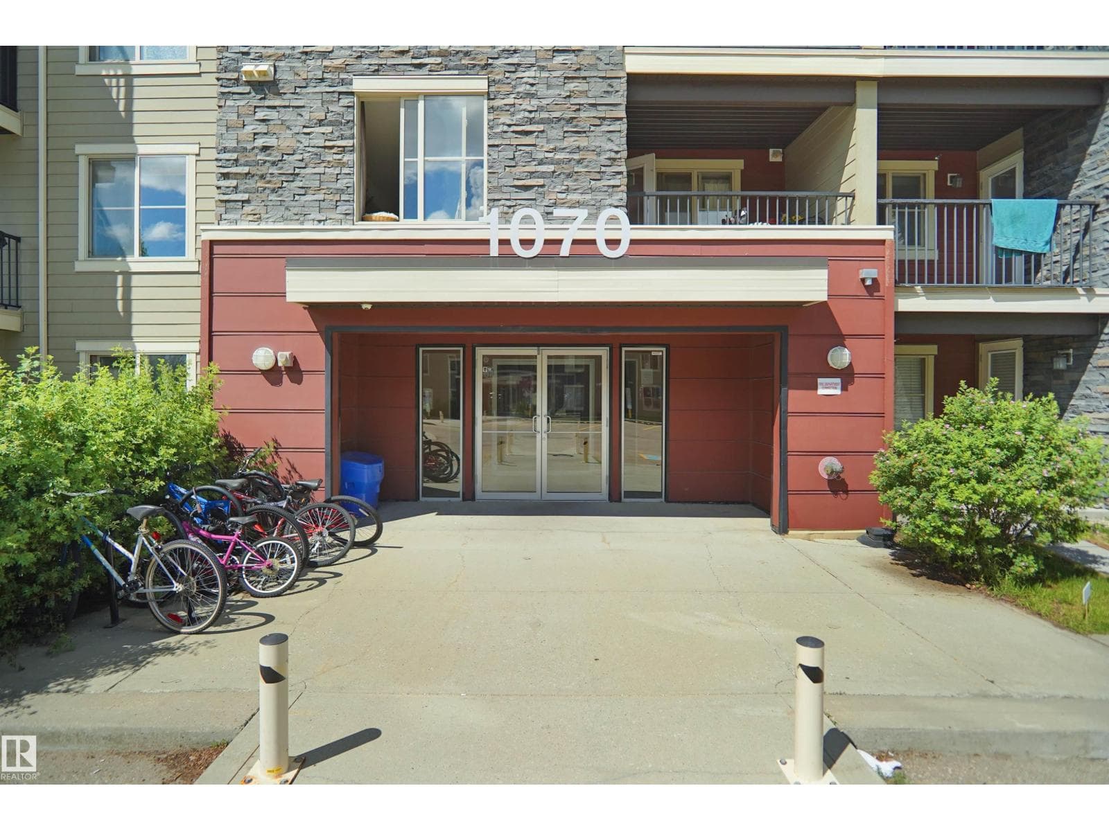 #215 1070 MCCONACHIE BLVD NW — photo 3