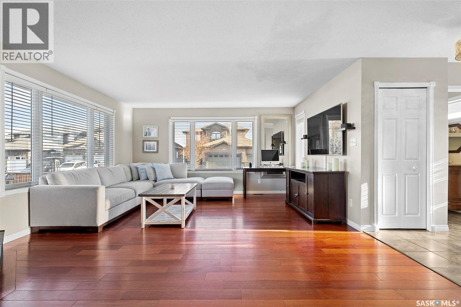 813 Sandy RISE — photo 4