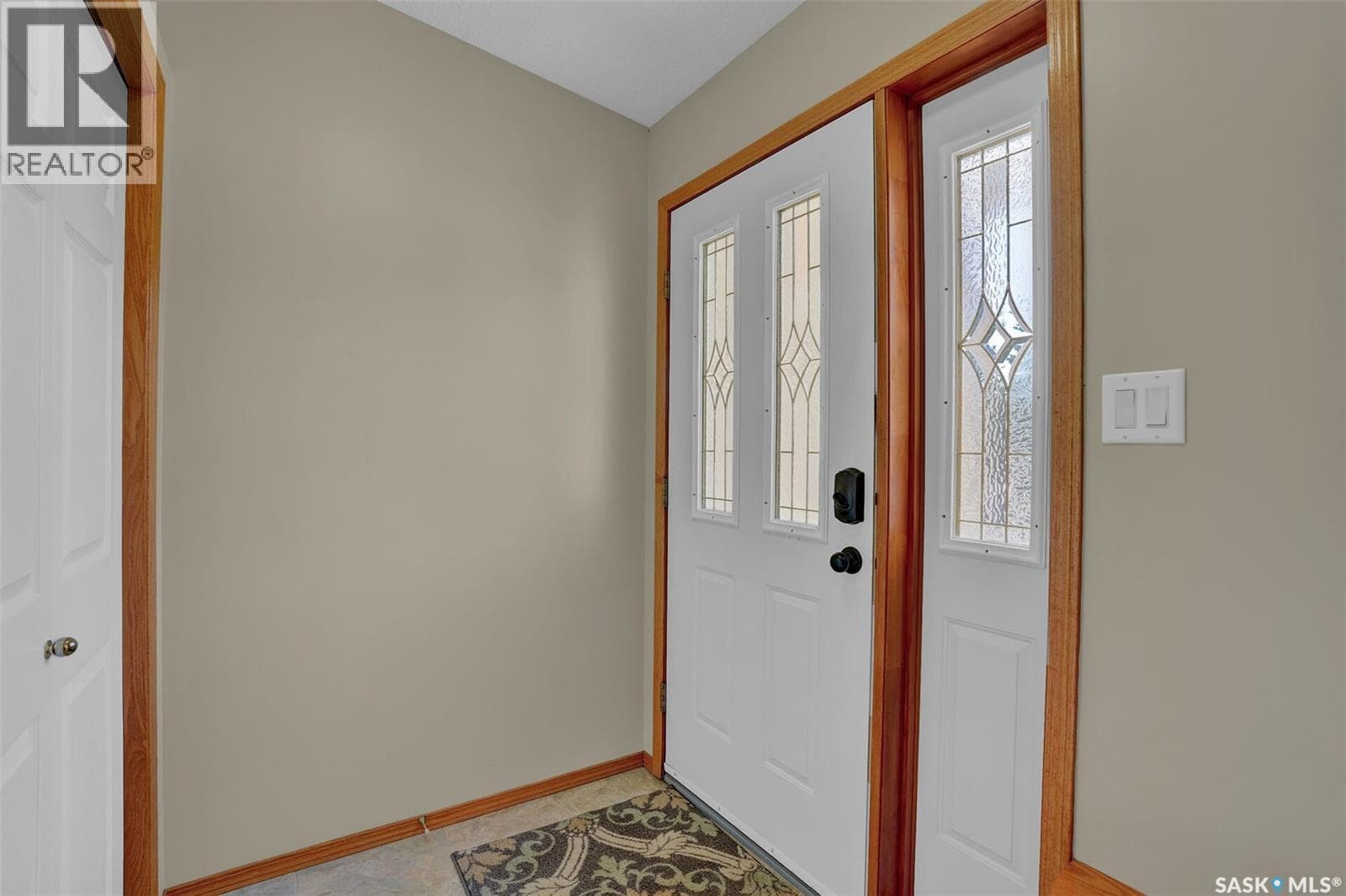 3324 Buckingham DRIVE E — photo 4