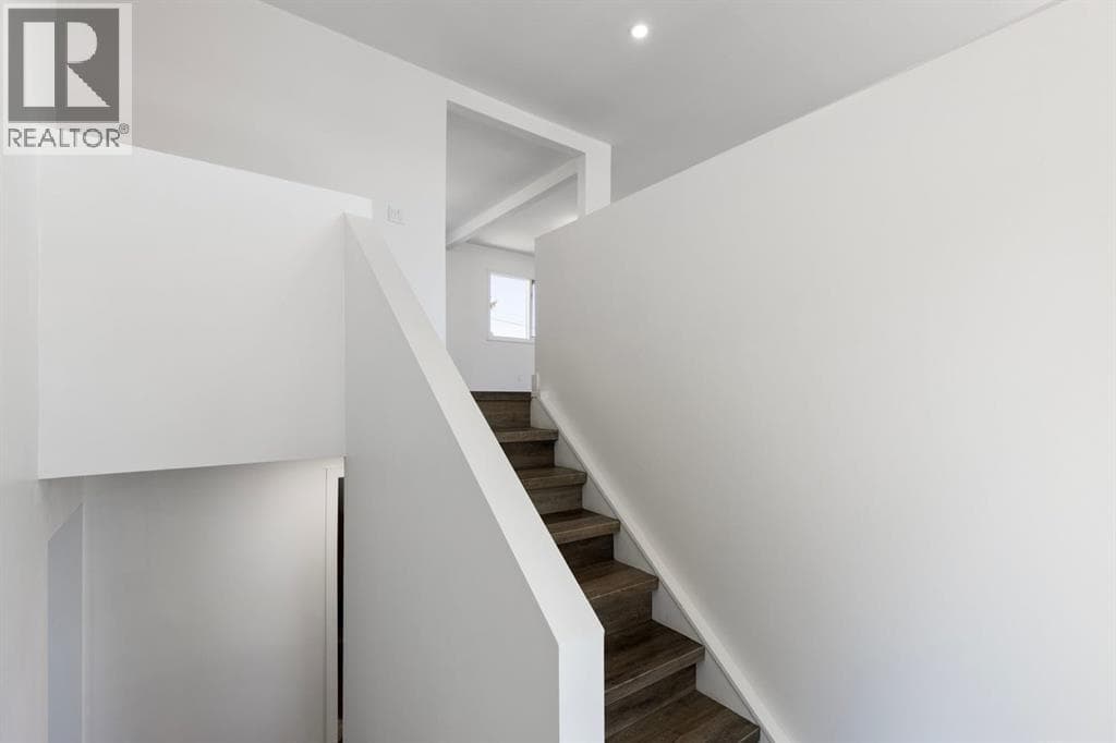6928 Hunterbow Crescent NW — photo 5