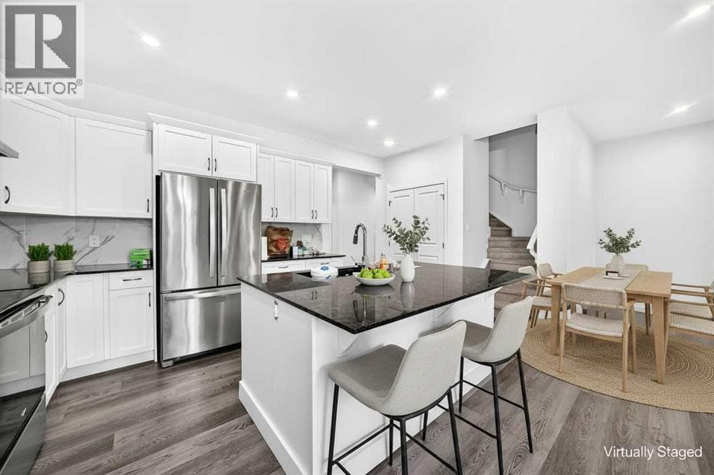 349 Seton Villas SE — photo 2