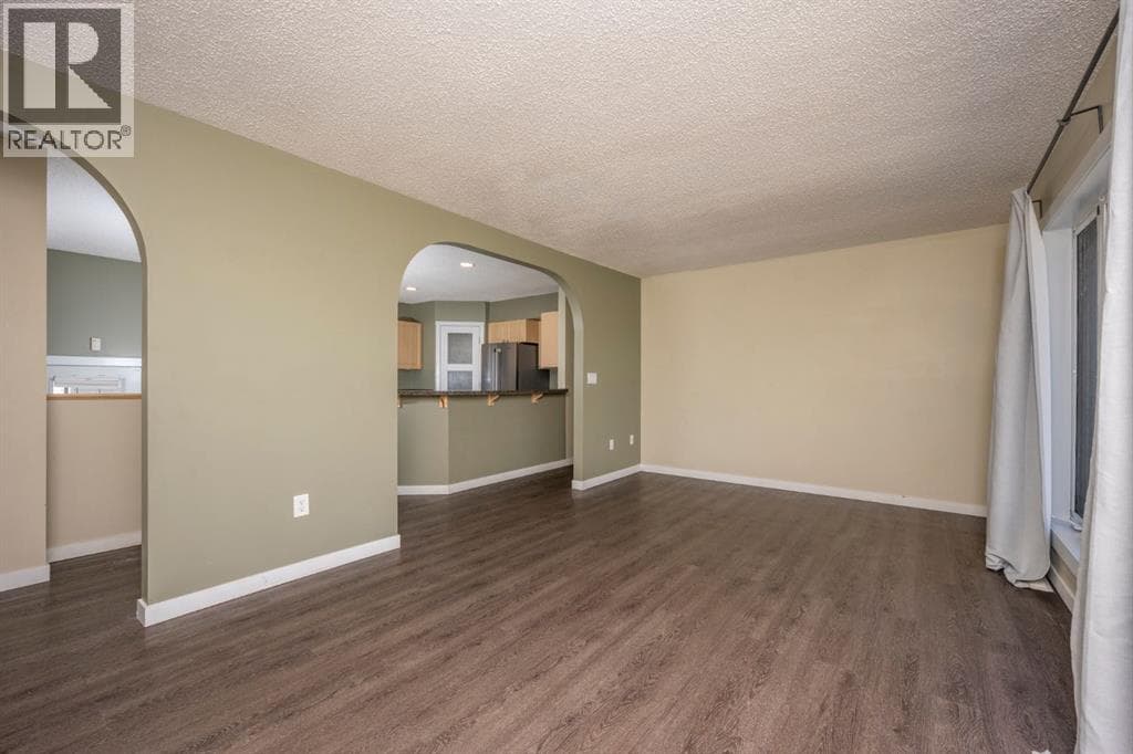6031 Lacombe Way SW — photo 5