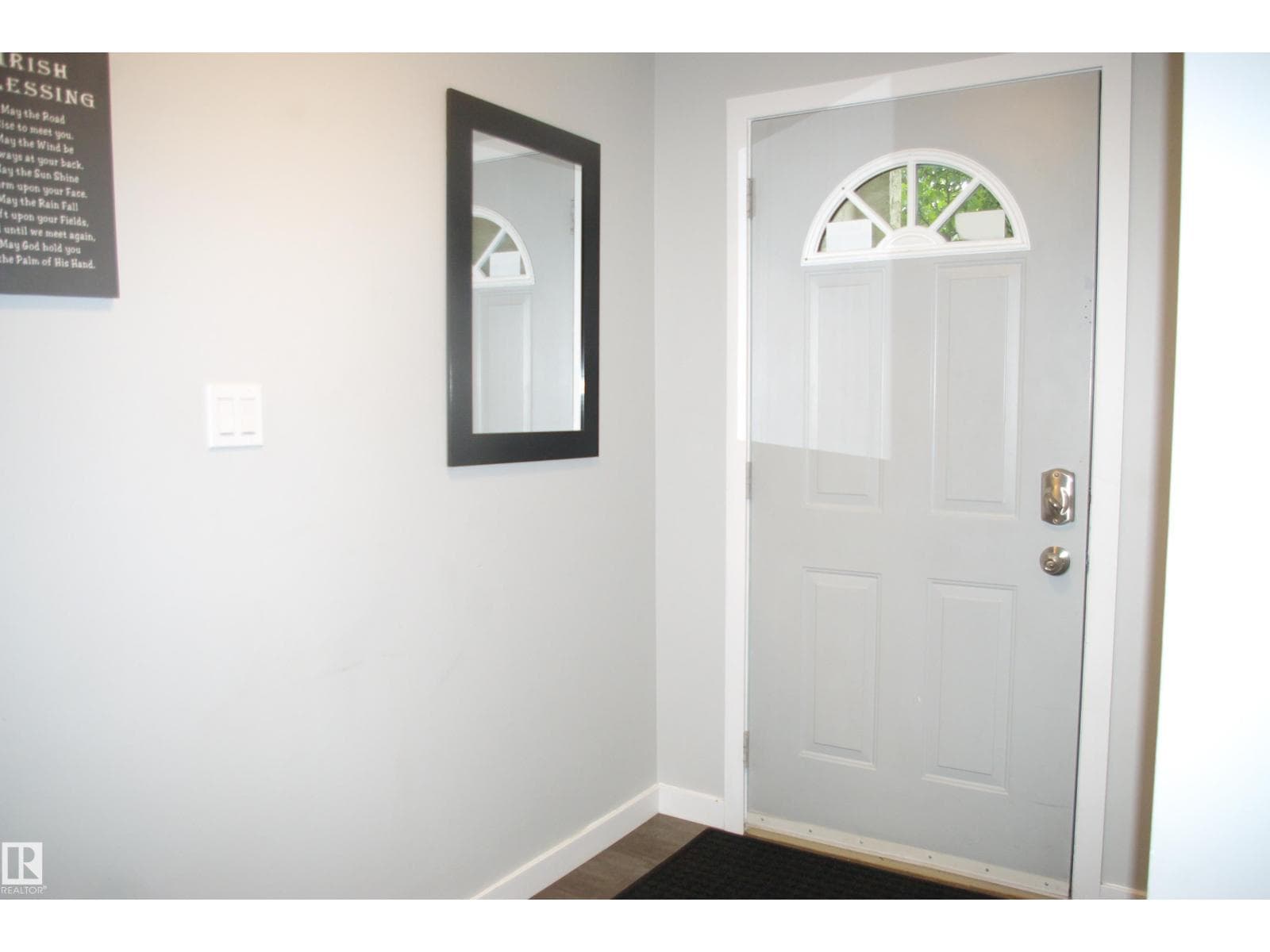 #27 9505 176 ST NW — photo 4