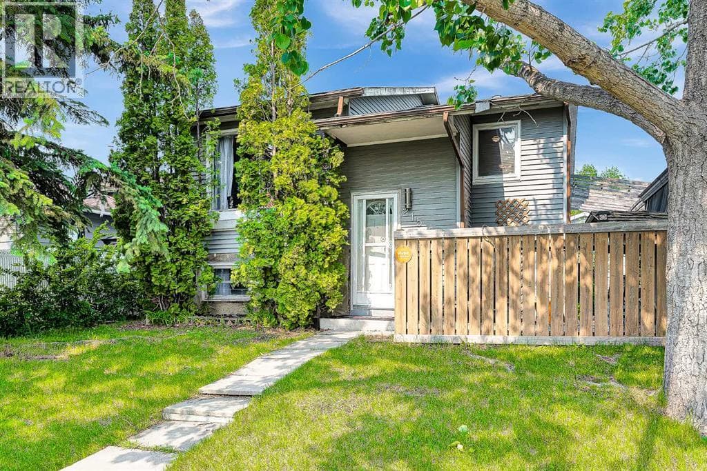 215 ERIN WOODS Drive SE — photo 2