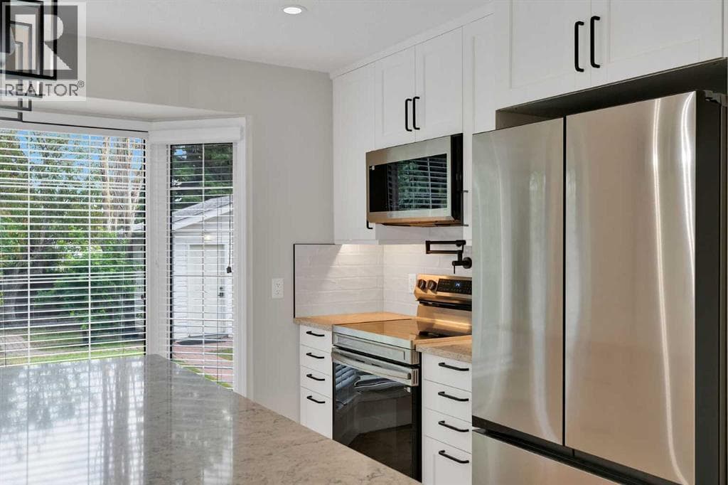 811 Seattle Drive SW — photo 5