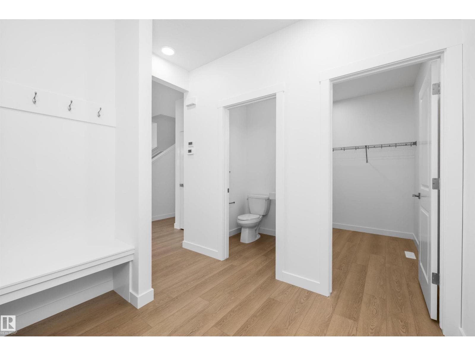 8632 183 AV NW — photo 5