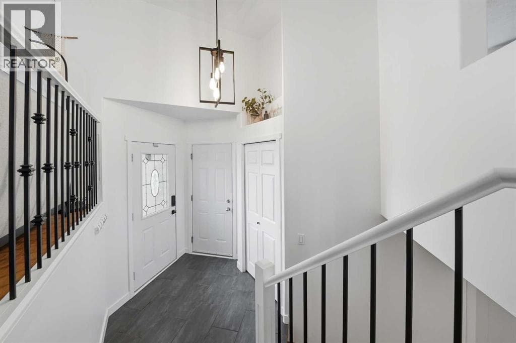 48 Dodge Avenue — photo 3