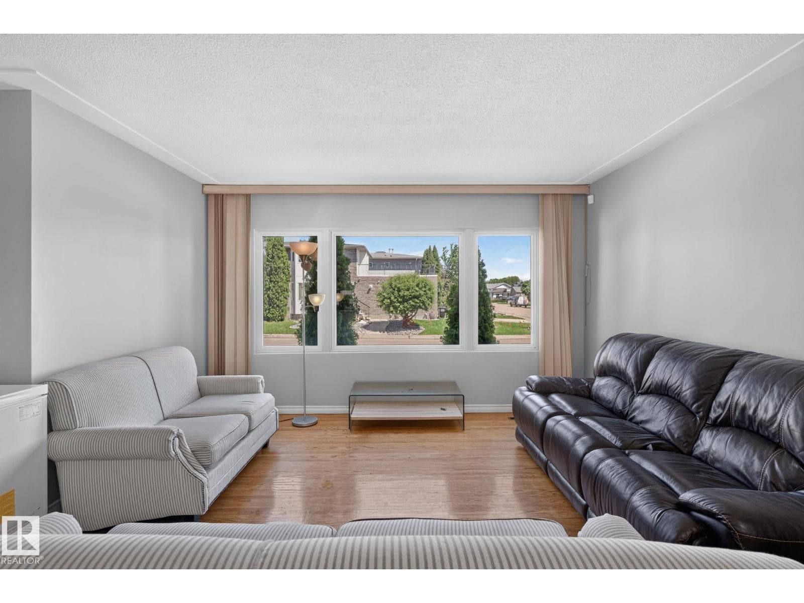 12238 48 ST NW — photo 3