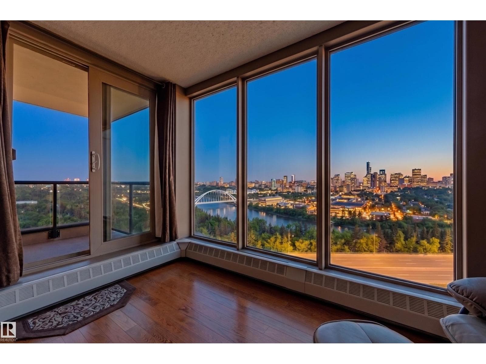 #1001 10149 SASKATCHEWAN DR NW — photo 5