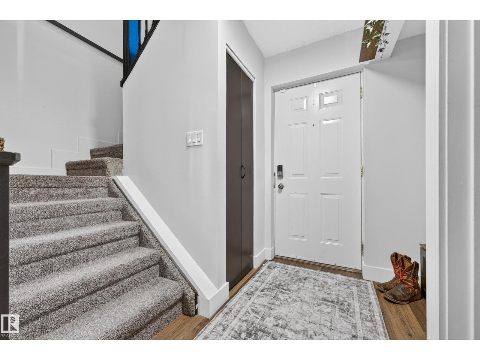 111 LANCASTER TC NW — photo 4