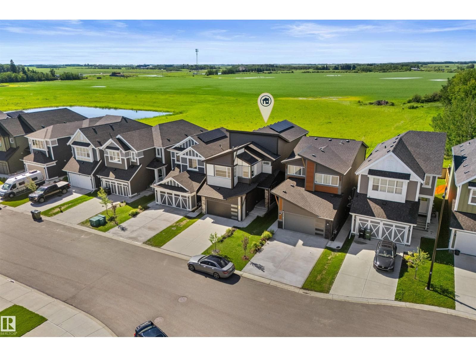 19 STURTZ PL — photo 2