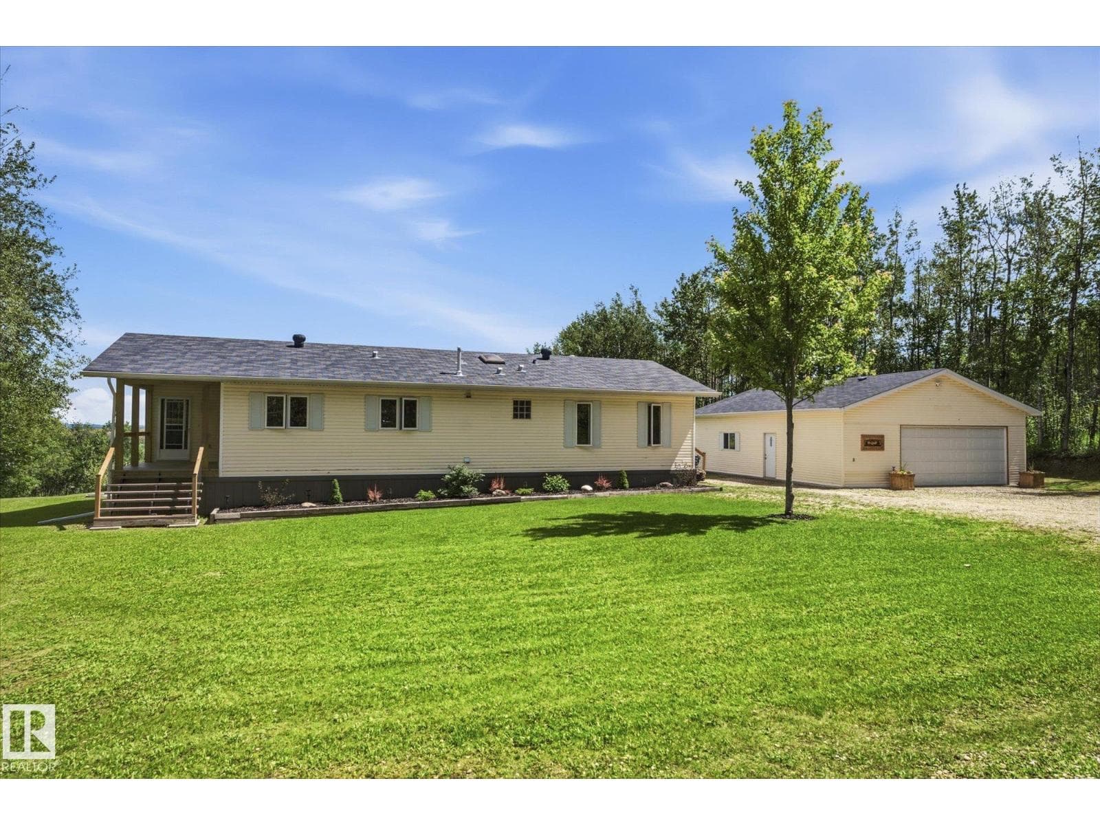 51201 RGE ROAD 73 — photo 3